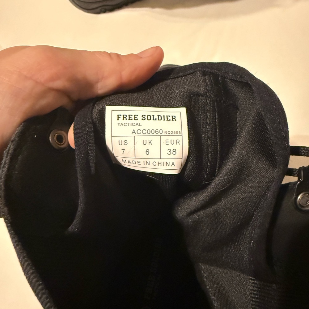 Black Tactical Boots - Picture 5 of 6